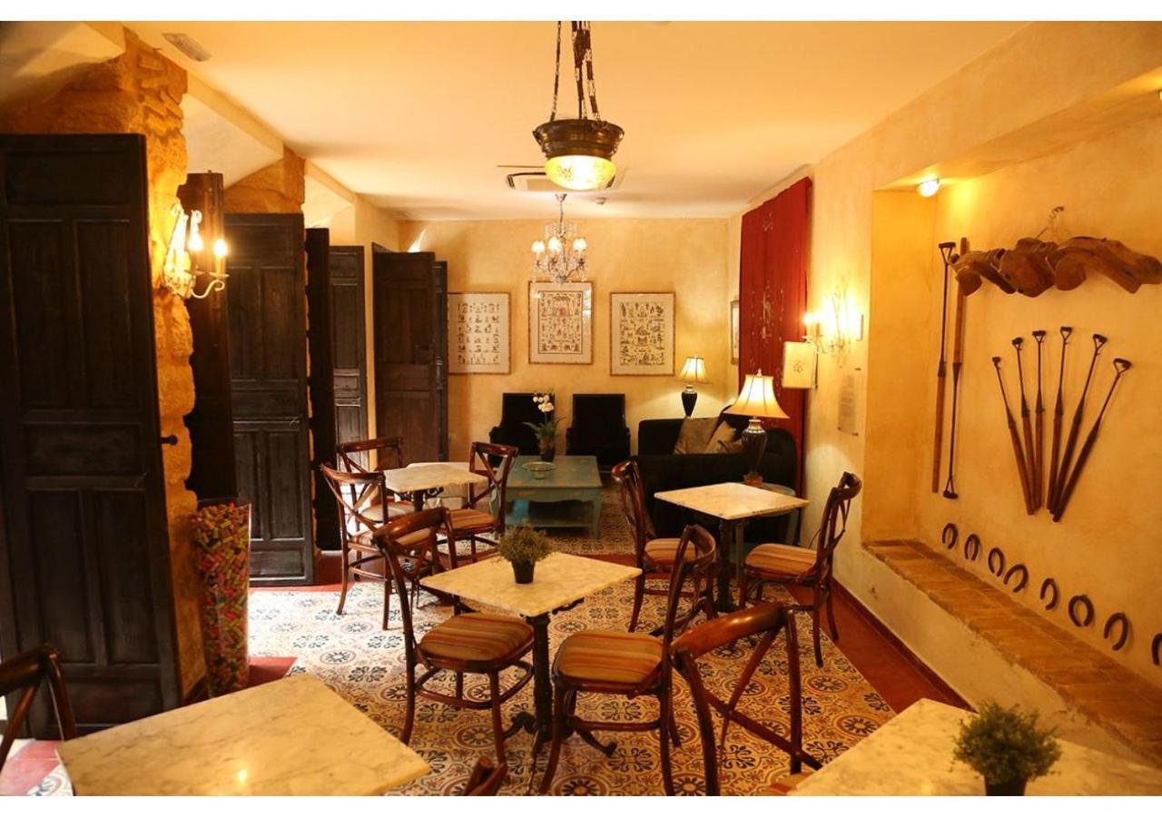 La Casona De Calderon Gastronomic & Boutique Hotel Osuna Exteriör bild
