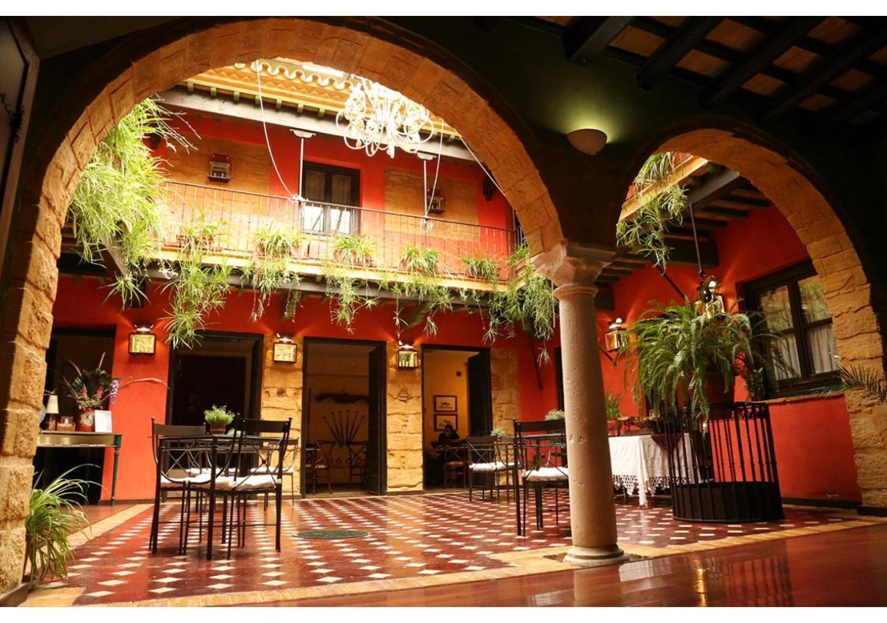 La Casona De Calderon Gastronomic & Boutique Hotel Osuna Exteriör bild