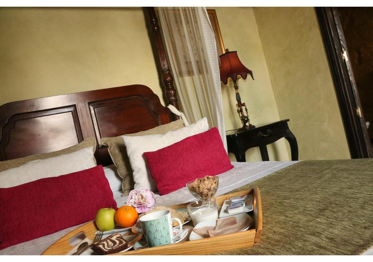 La Casona De Calderon Gastronomic & Boutique Hotel Osuna Exteriör bild