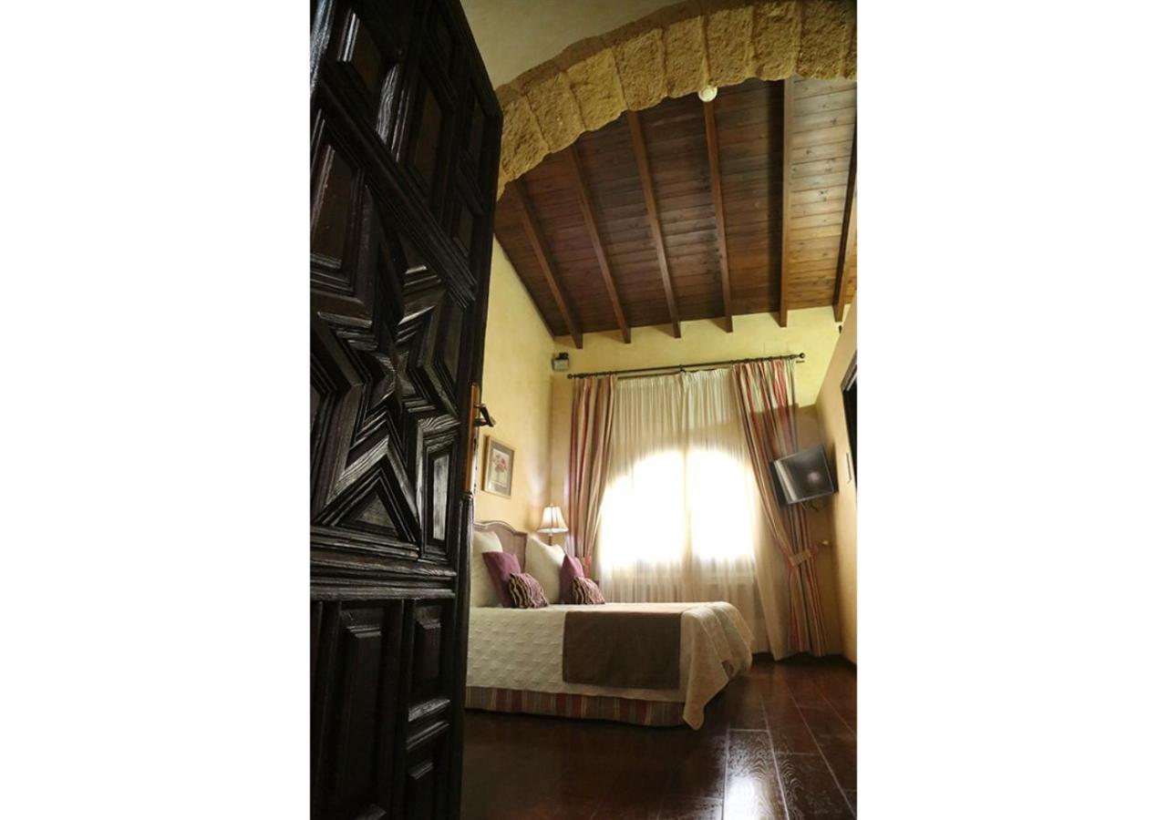La Casona De Calderon Gastronomic & Boutique Hotel Osuna Exteriör bild