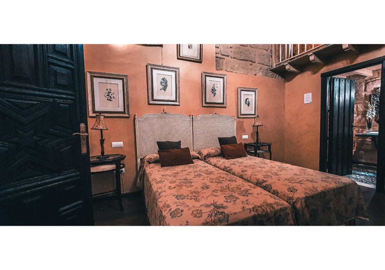 La Casona De Calderon Gastronomic & Boutique Hotel Osuna Exteriör bild